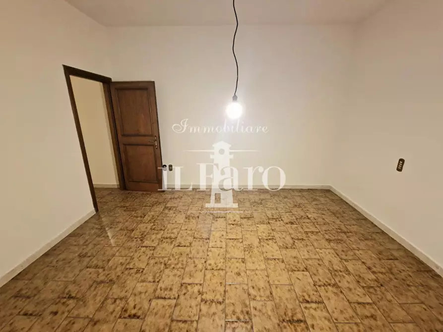 Immagine 21 di Terratetto in vendita  a Campi Bisenzio