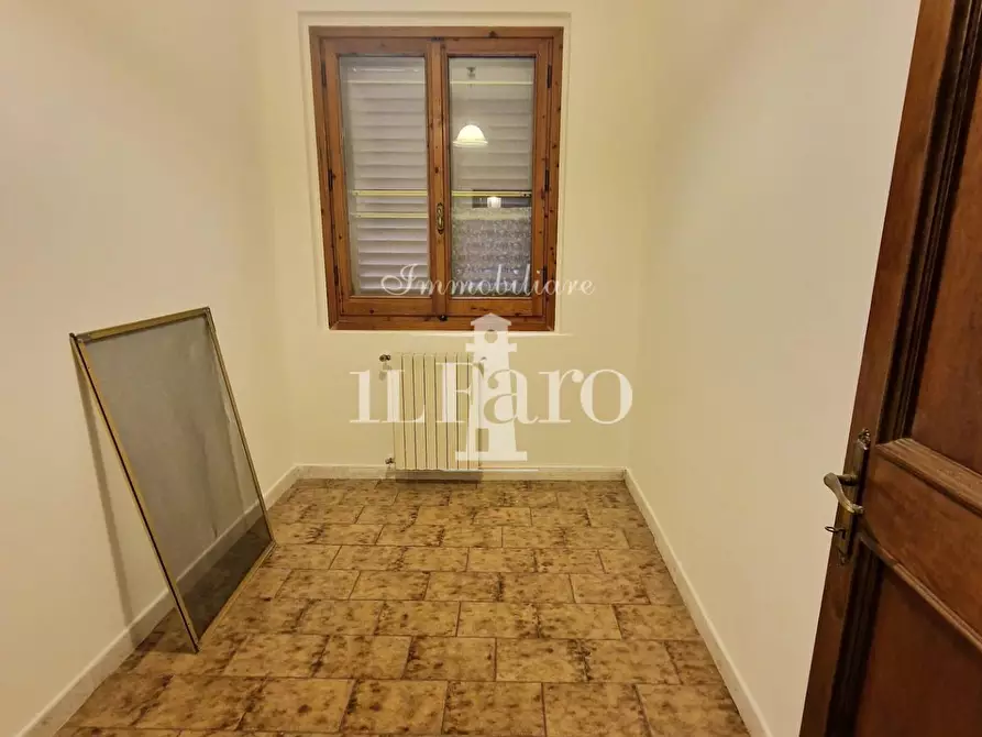 Immagine 30 di Terratetto in vendita  a Campi Bisenzio