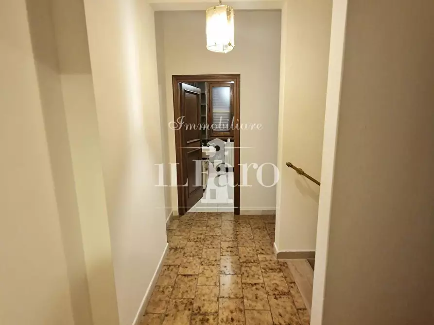 Immagine 17 di Terratetto in vendita  a Campi Bisenzio