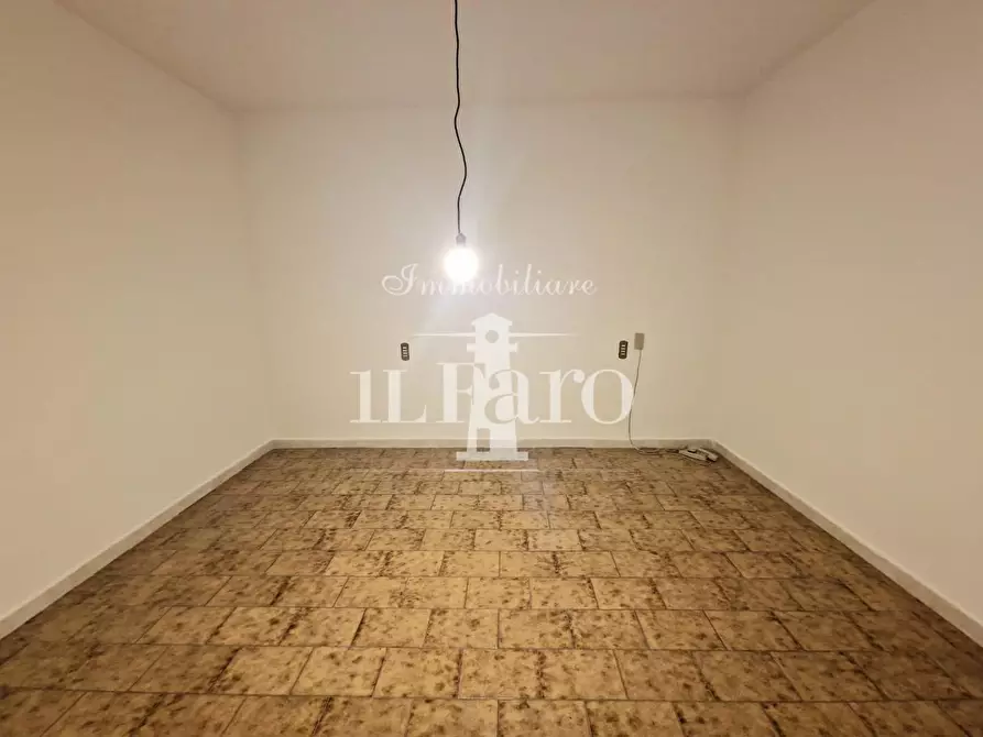 Immagine 18 di Terratetto in vendita  a Campi Bisenzio