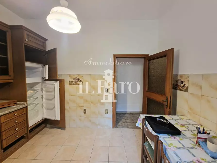 Immagine 15 di Terratetto in vendita  a Campi Bisenzio