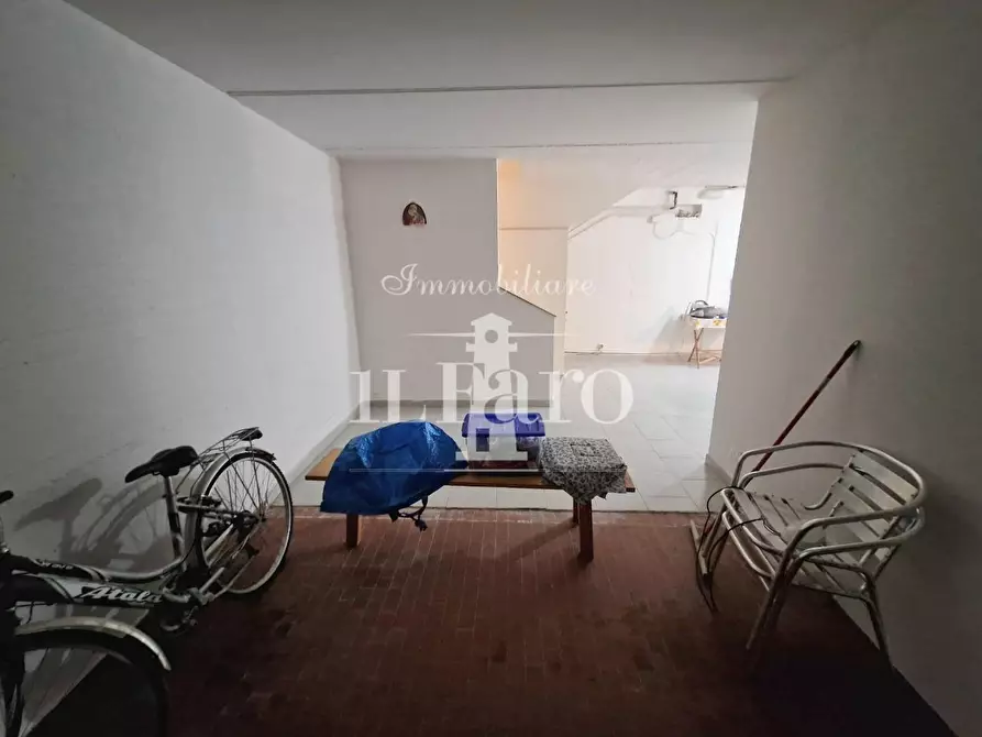 Immagine 33 di Villetta a schiera in vendita  a Campi Bisenzio