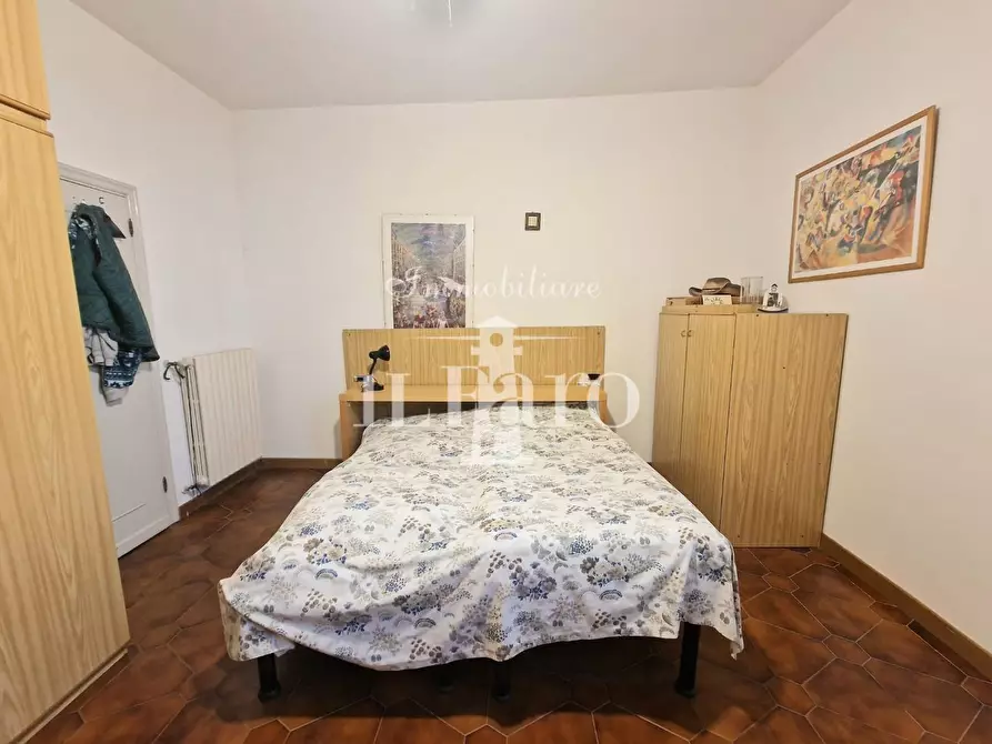 Immagine 12 di Terratetto in vendita  a Campi Bisenzio