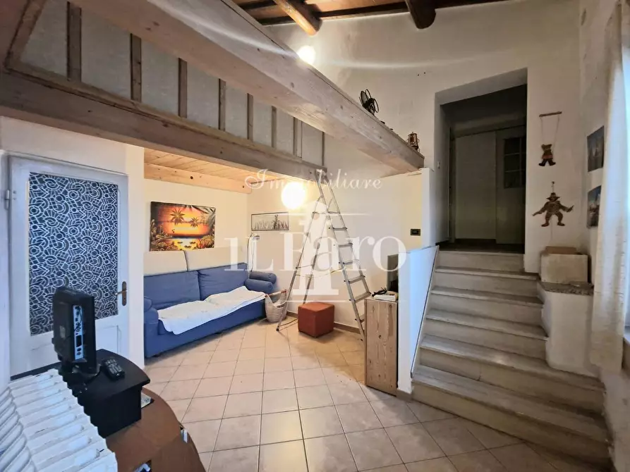 Immagine 8 di Terratetto in vendita  a Campi Bisenzio