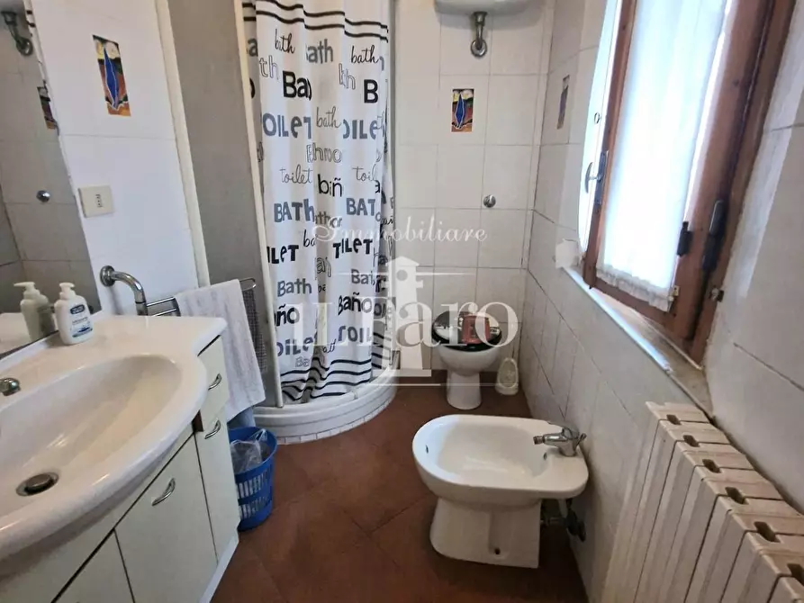 Immagine 23 di Terratetto in vendita  a Campi Bisenzio