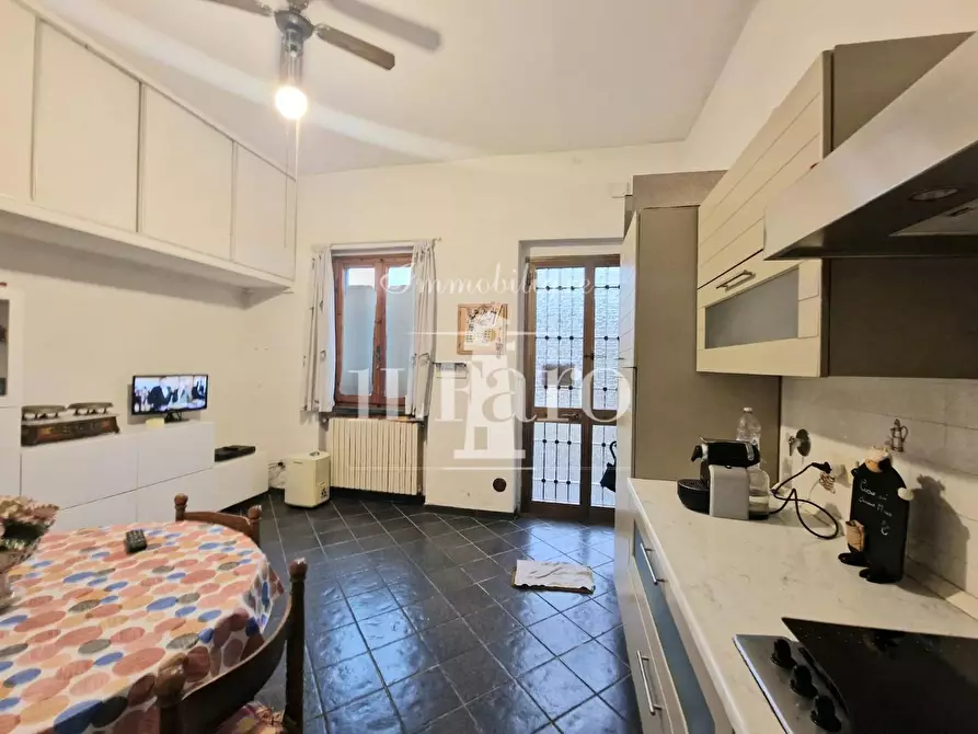 Immagine 2 di Terratetto in vendita  a Campi Bisenzio