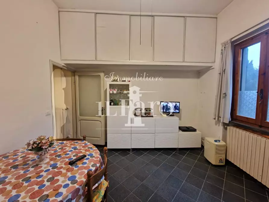 Immagine 7 di Terratetto in vendita  a Campi Bisenzio