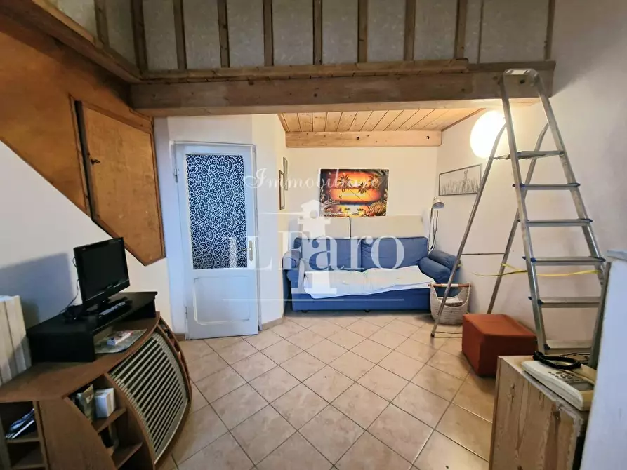 Immagine 9 di Terratetto in vendita  a Campi Bisenzio