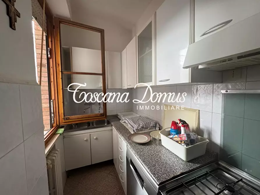 Immagine 7 di Appartamento in vendita  a Siena