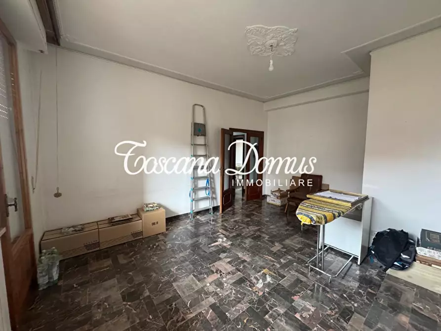 Immagine 9 di Appartamento in vendita  a Siena