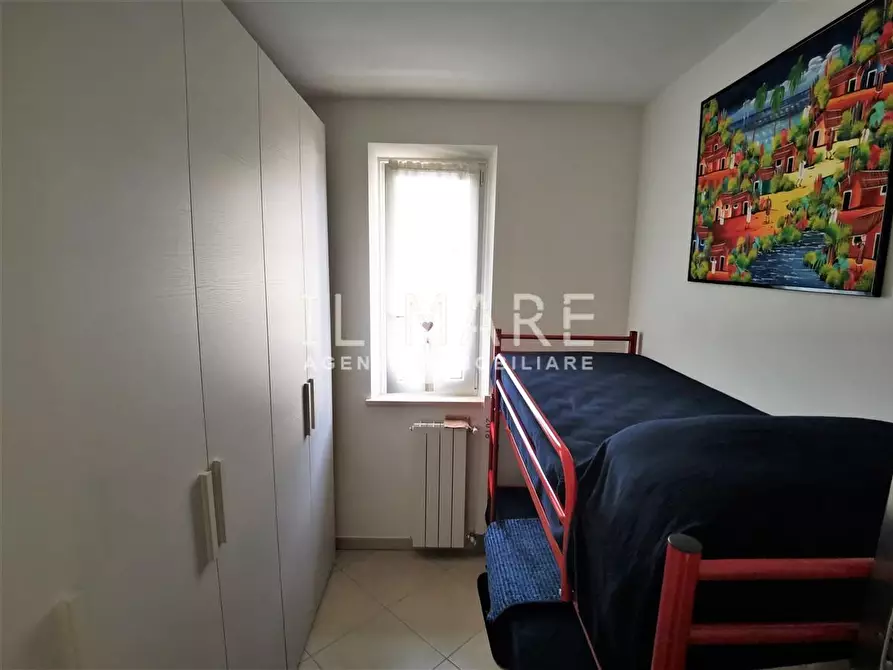 Immagine 12 di Appartamento in vendita  a Massa