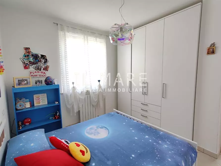 Immagine 10 di Appartamento in vendita  a Massa