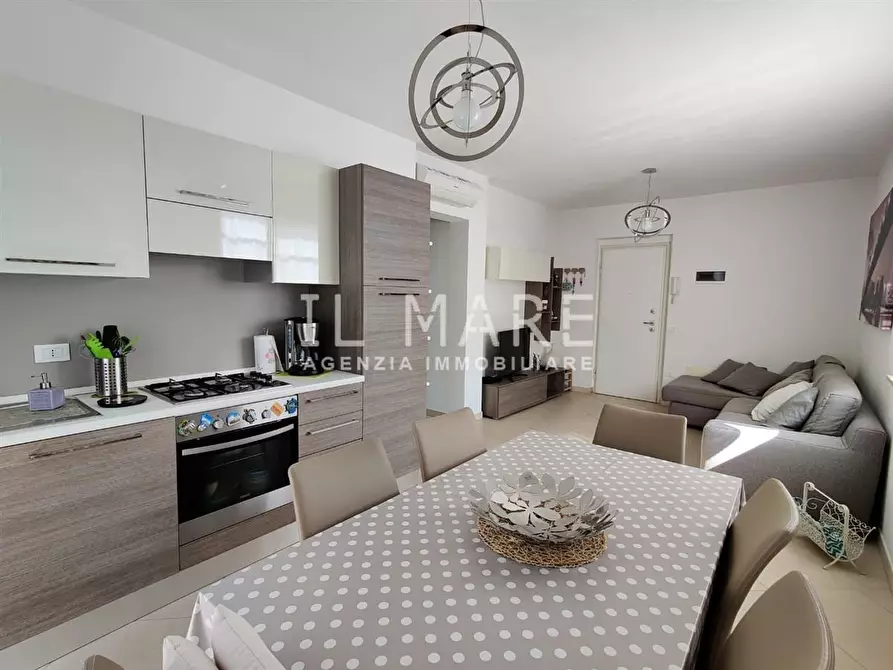 Immagine 3 di Appartamento in vendita  a Massa