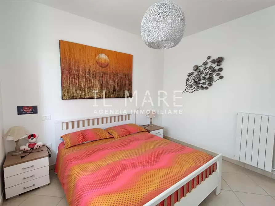 Immagine 8 di Appartamento in vendita  a Massa