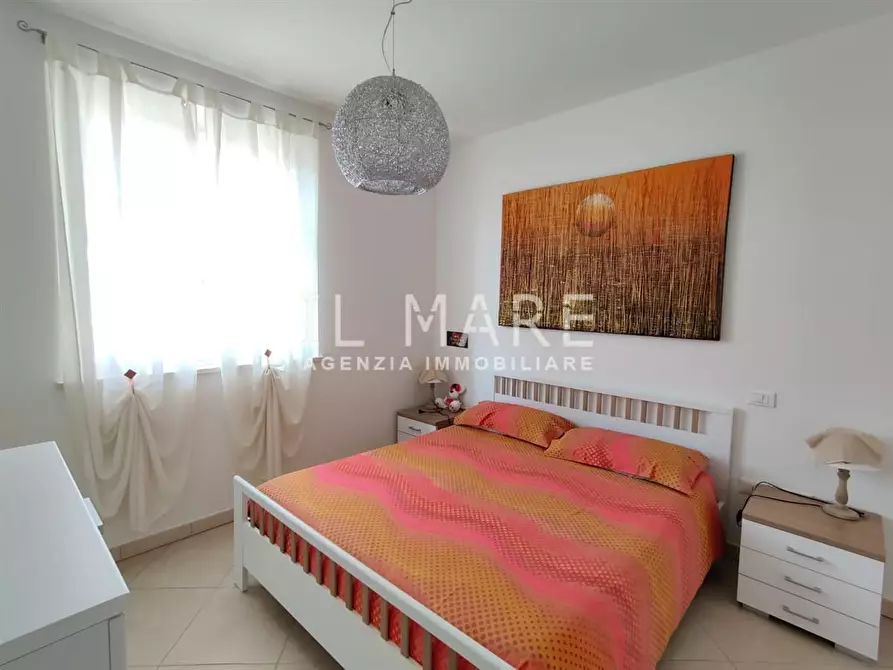 Immagine 7 di Appartamento in vendita  a Massa