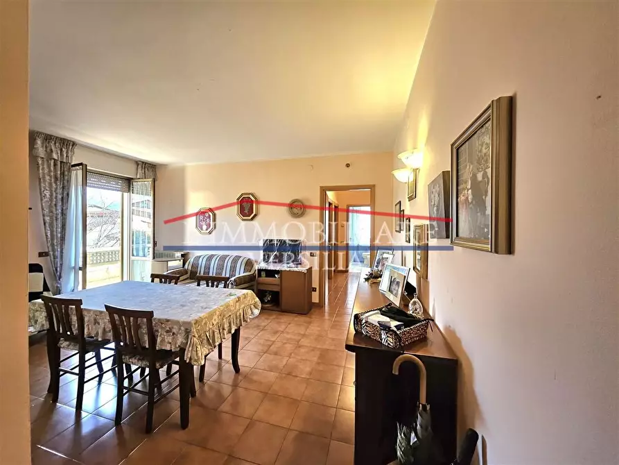 Immagine 23 di Appartamento in vendita  a Massa