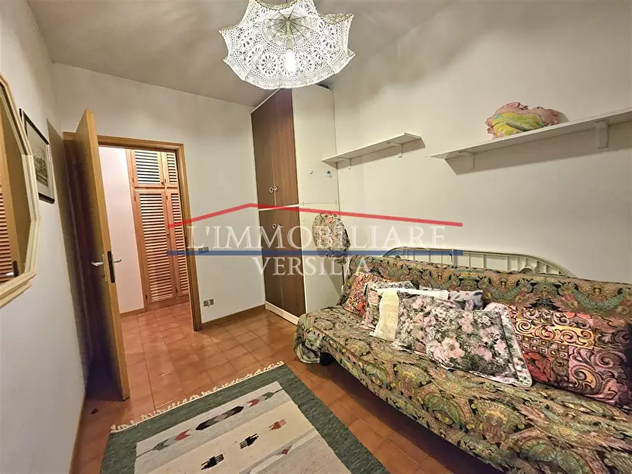 Immagine 11 di Appartamento in vendita  a Massa