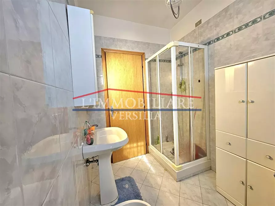 Immagine 31 di Appartamento in vendita  a Massa