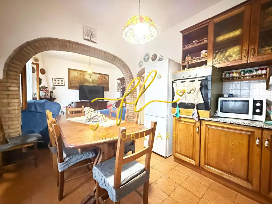 Immagine 7 di Appartamento in vendita  a Rosignano Marittimo