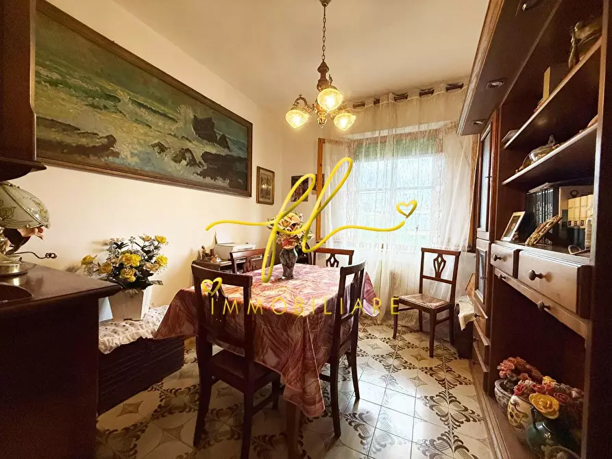 Immagine 13 di Appartamento in vendita  a Rosignano Marittimo