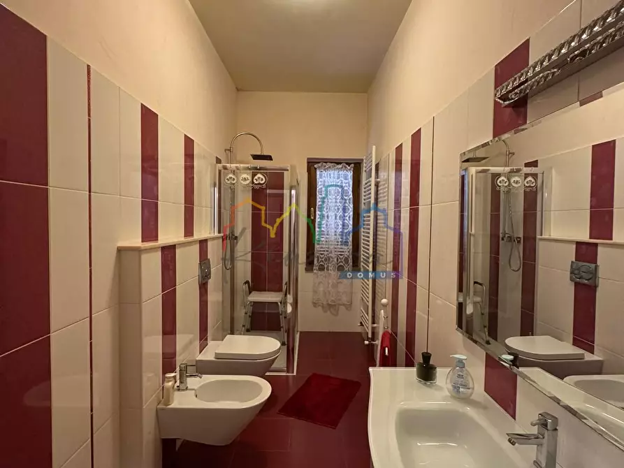 Immagine 17 di Casa bifamiliare in vendita  a San Giuliano Terme