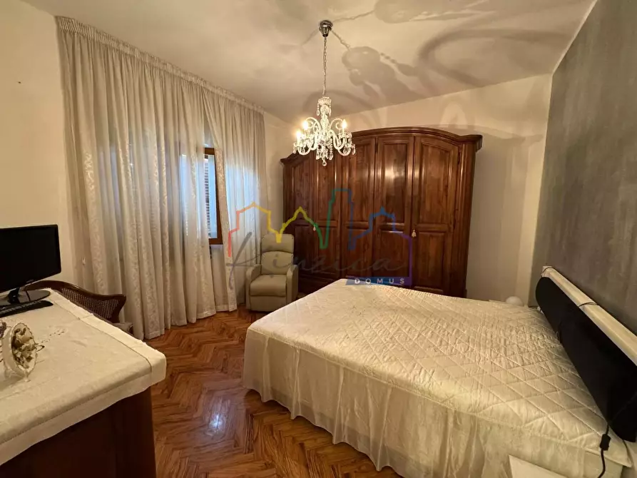 Immagine 18 di Casa bifamiliare in vendita  a San Giuliano Terme