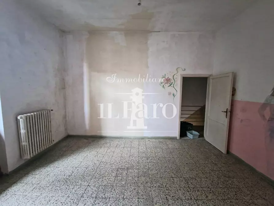 Immagine 22 di Terratetto in vendita  a Campi Bisenzio