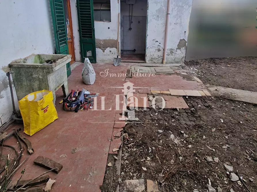 Immagine 2 di Terratetto in vendita  a Campi Bisenzio