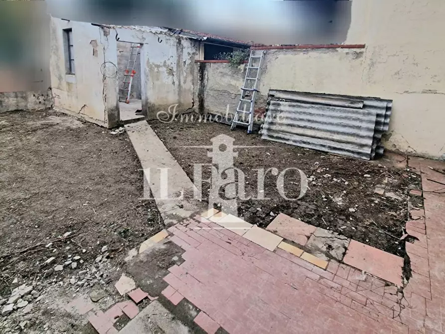 Immagine 5 di Terratetto in vendita  a Campi Bisenzio