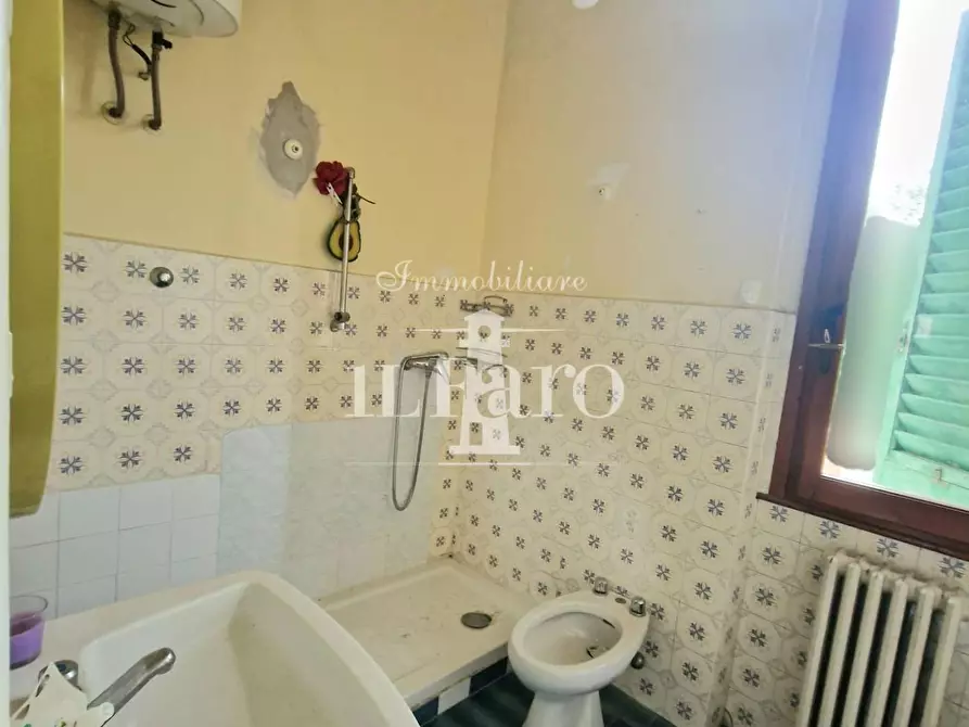 Immagine 29 di Terratetto in vendita  a Campi Bisenzio