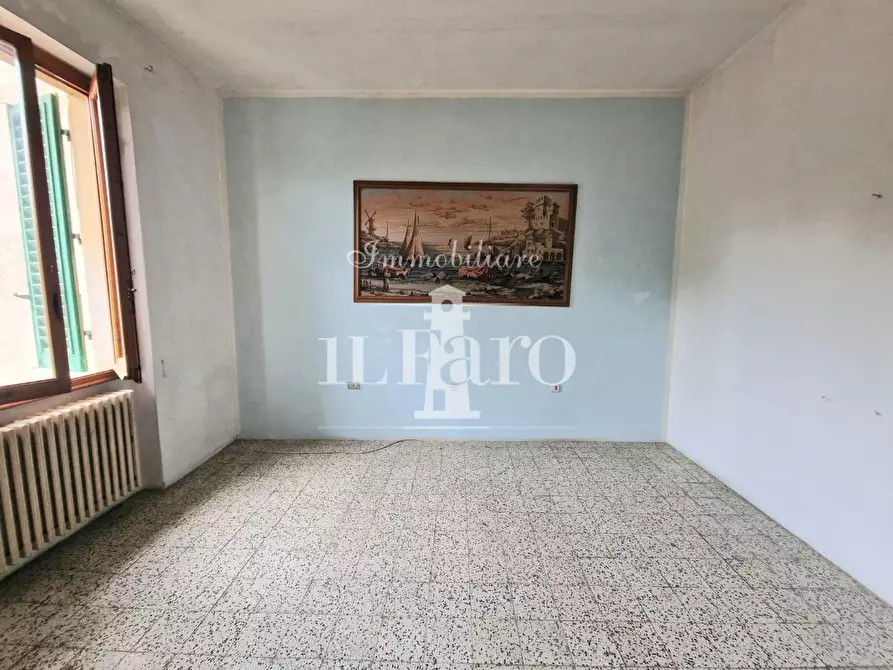 Immagine 17 di Terratetto in vendita  a Campi Bisenzio