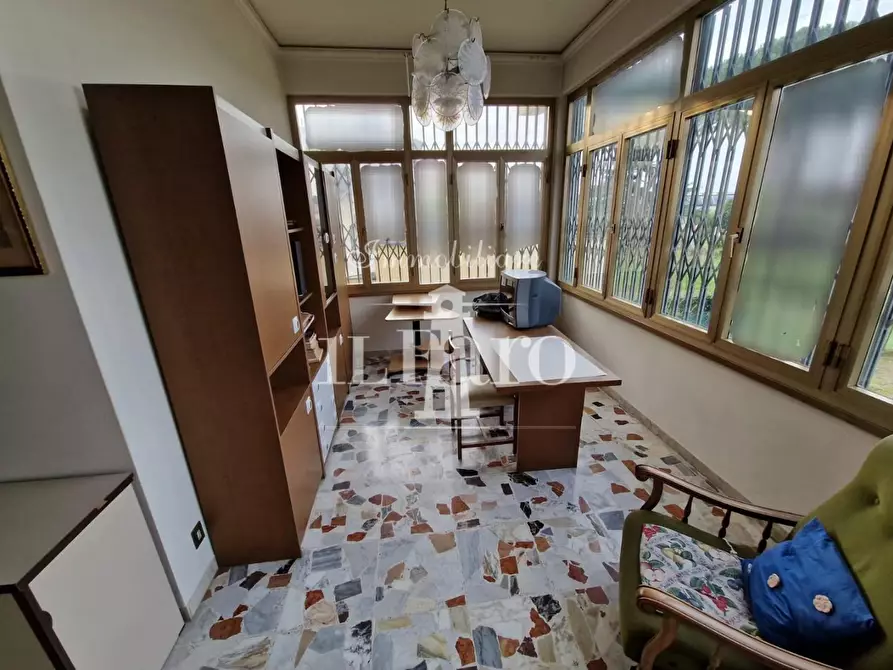 Immagine 19 di Casa indipendente in vendita  a Campi Bisenzio