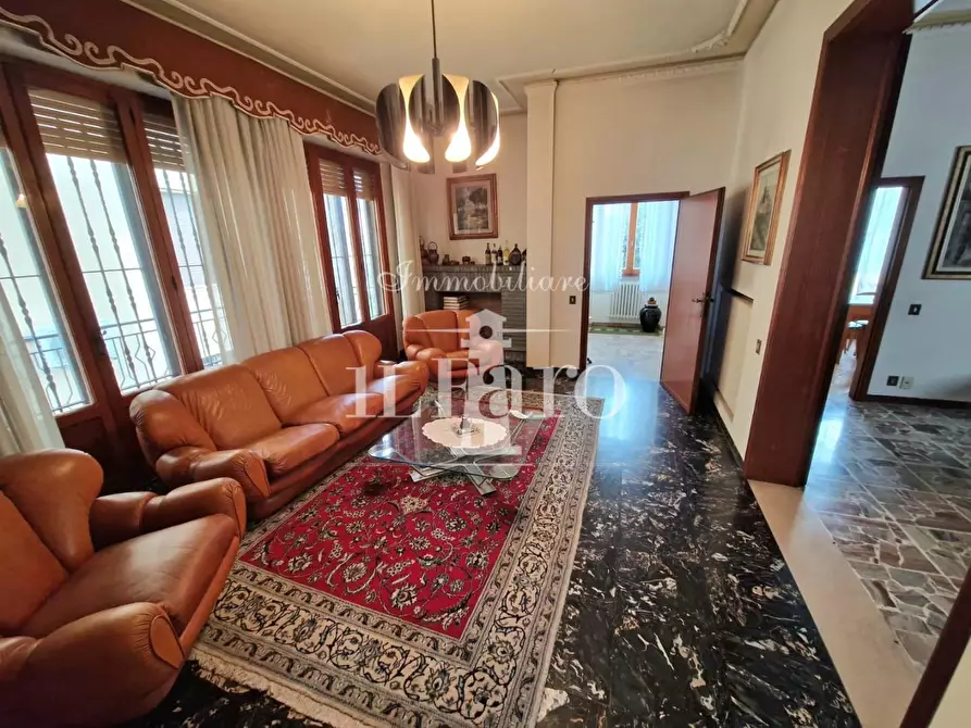 Immagine 7 di Casa indipendente in vendita  a Campi Bisenzio