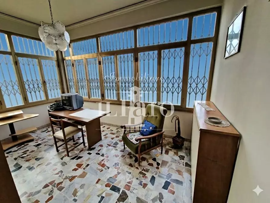 Immagine 17 di Casa indipendente in vendita  a Campi Bisenzio