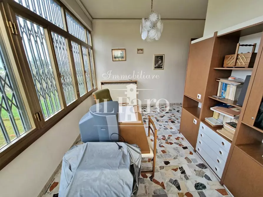 Immagine 20 di Casa indipendente in vendita  a Campi Bisenzio