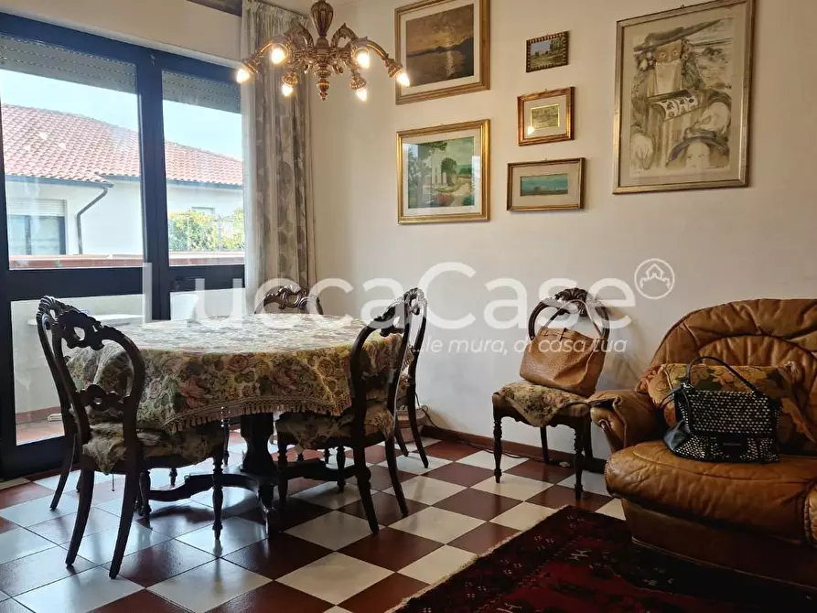 Immagine 6 di Appartamento in vendita  a Lucca