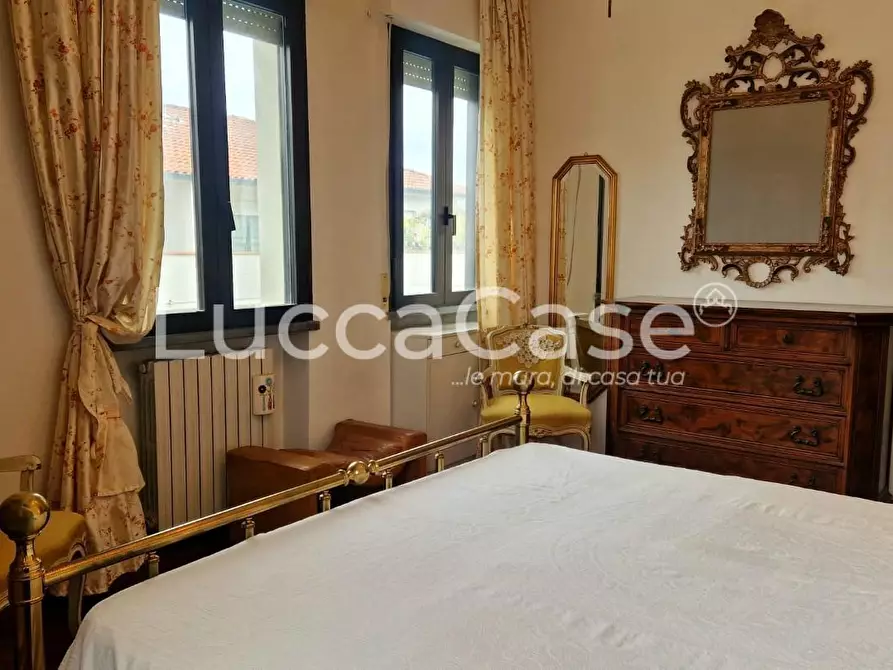 Immagine 29 di Appartamento in vendita  a Lucca