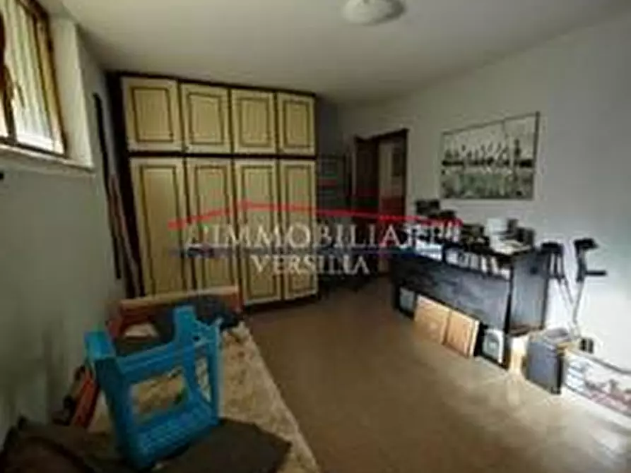 Immagine 23 di Appartamento in vendita  a Massa