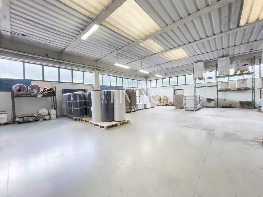 Immagine 24 di Capannone industriale in vendita  a Gallicano