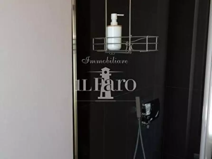 Immagine 18 di Appartamento in vendita  a Signa