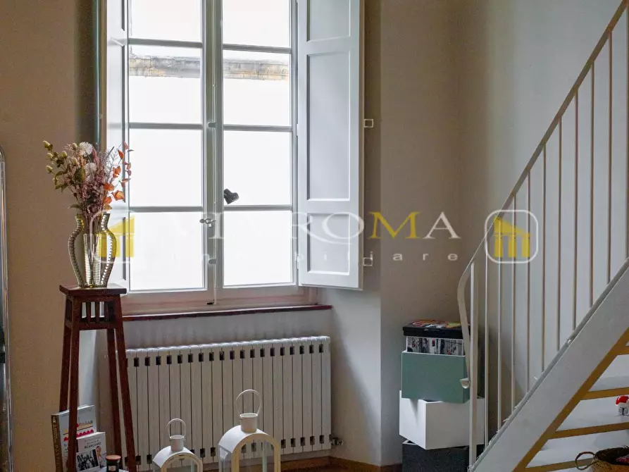 Immagine 6 di Appartamento in vendita  a Lucca