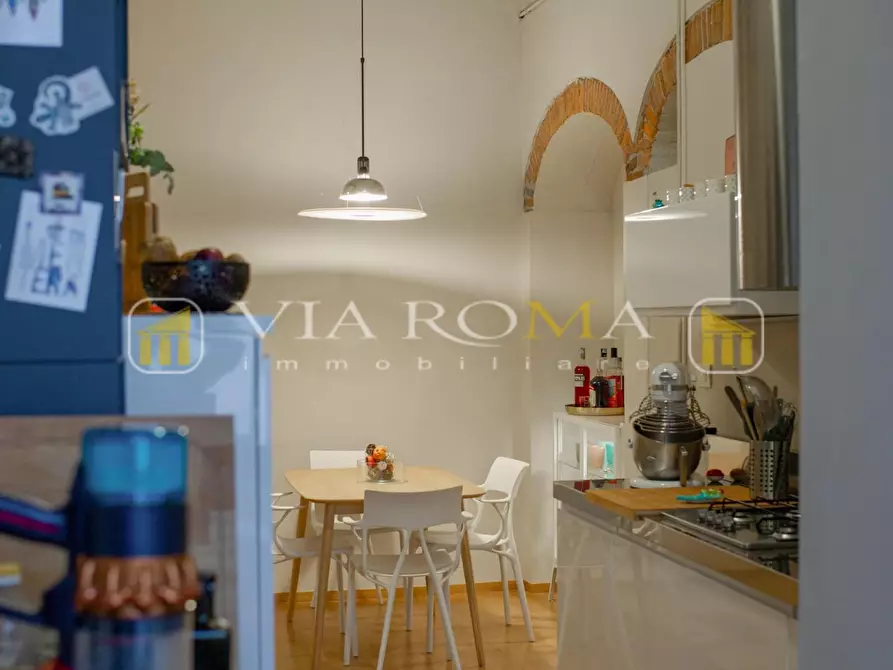 Immagine 5 di Appartamento in vendita  a Lucca