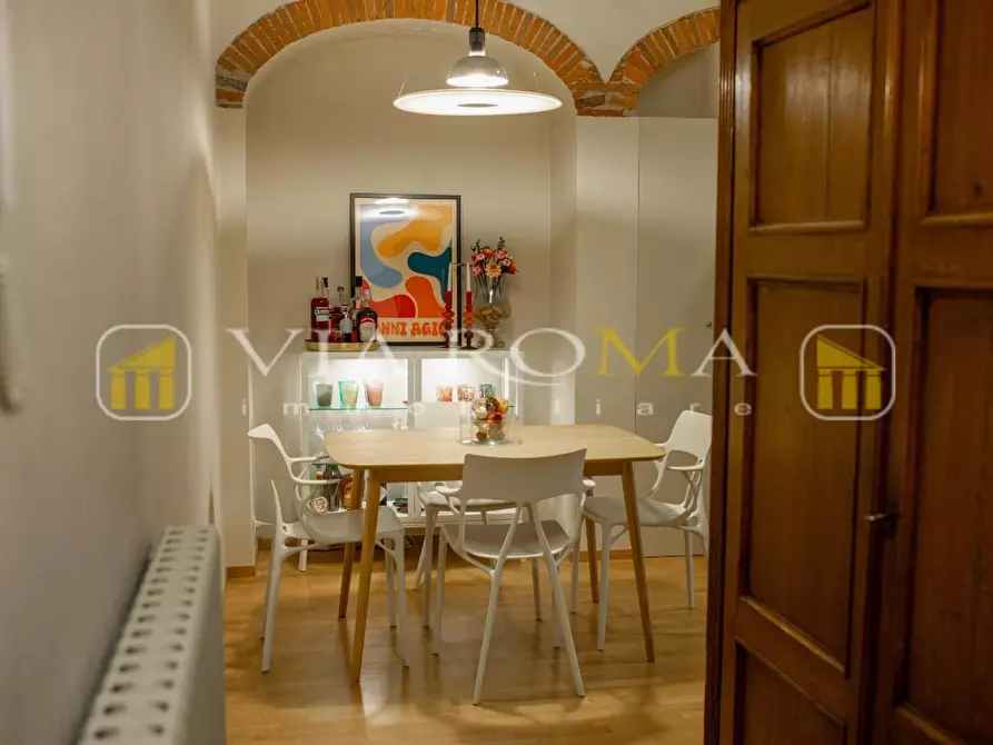 Immagine 7 di Appartamento in vendita  a Lucca