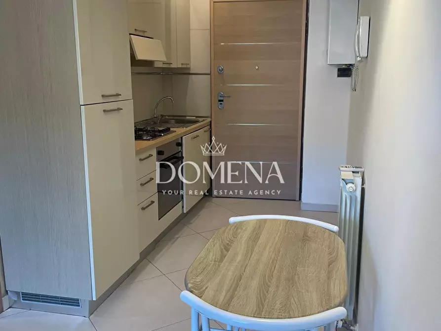 Immagine 9 di Appartamento in vendita  a Siena