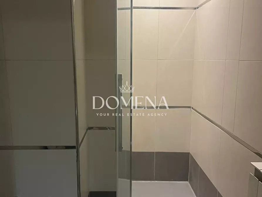 Immagine 13 di Appartamento in vendita  a Siena