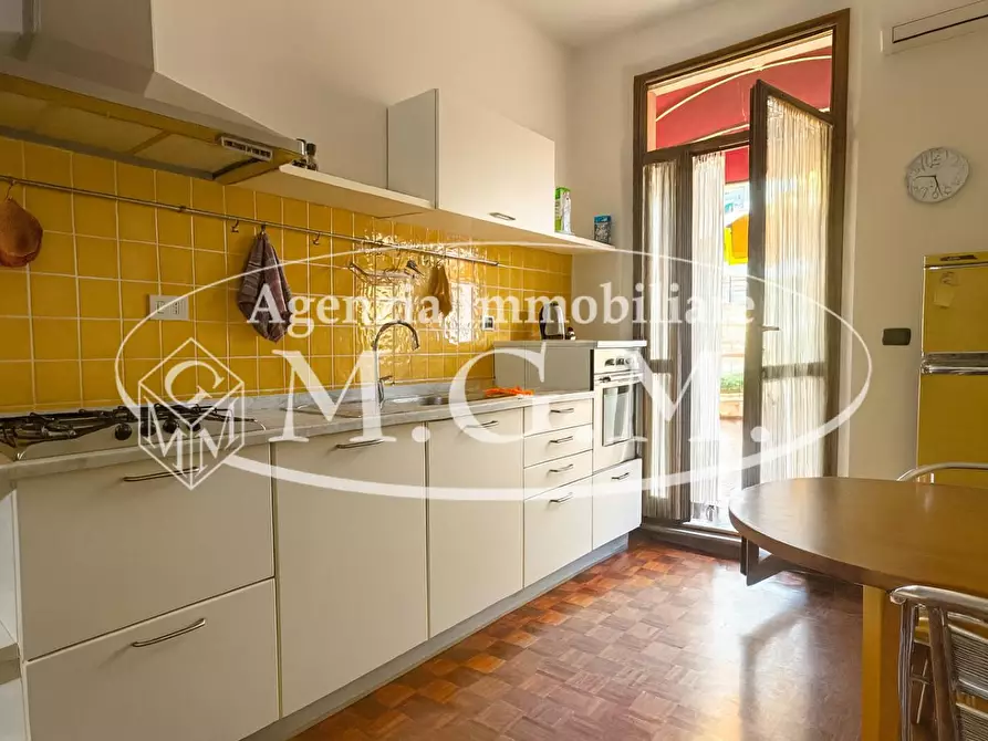 Immagine 3 di Appartamento in affitto  a Pontedera