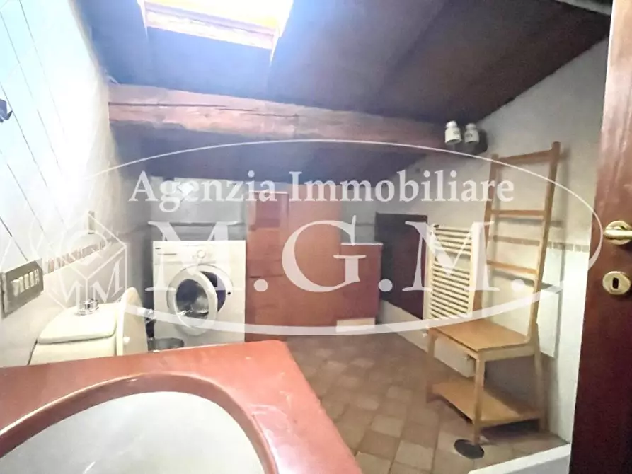 Immagine 13 di Mansarda in affitto  a Pisa