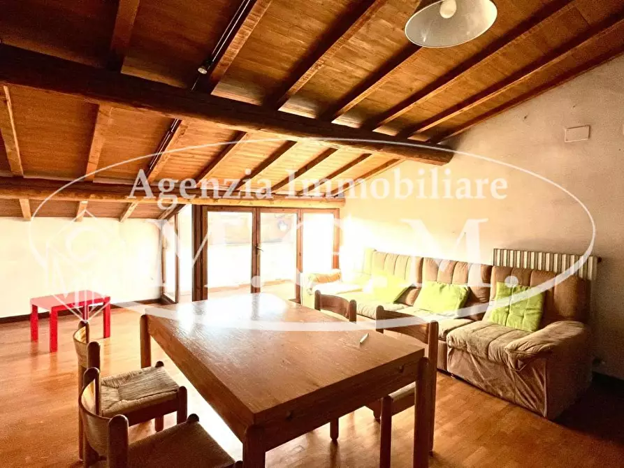 Immagine 4 di Mansarda in affitto  a Pisa