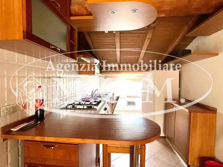 Immagine 6 di Mansarda in affitto  a Pisa