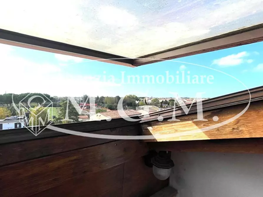 Immagine 14 di Mansarda in affitto  a Pisa